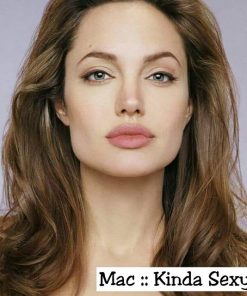 Angelina Jolie rạng ngời với sắc cam nude của MAC Kinda Sexy