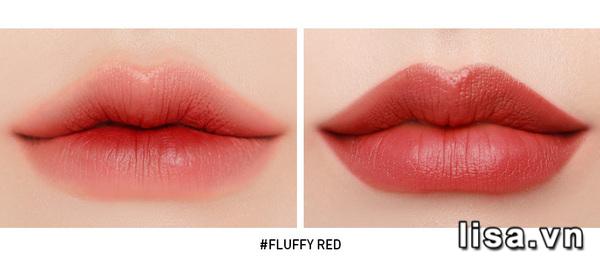 Son 3CE #Fluffy Red khi đánh lòng môi và full môi