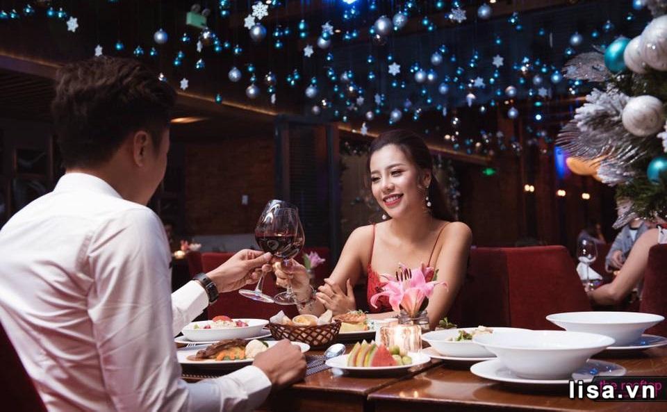 Một bữa tối lãng mạn giúp hâm nóng tình cảm vợ chồng hiệu quả