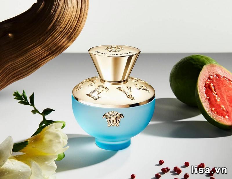 Versace Dylan Turquoise Pour Femme là chai nước hoa nữ thơm dịu mê hoặc phái đẹp ngay từ những nốt hương đầu