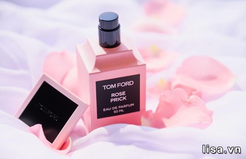 Rose Prick Eau de Parfum thuộc dòng hương hoa cỏ là chai nước hoa nữ mùi hương nhẹ nhàng nhất của Tom Ford